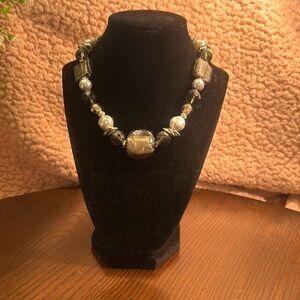 Heavy black, gray, & silver tone chunky beaded necklace: lobster closure w/ ext